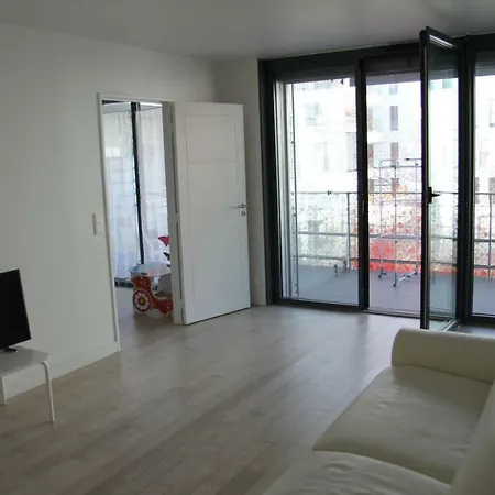 Le Bateau Sur Seine Boulogne-Billancourt